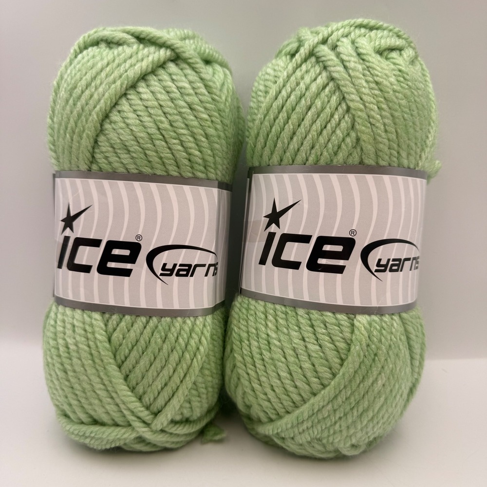 Ice Yarns Superwash Wool Jumbo Light Green Super Bulky Yarn 2 Skeins 200g Each